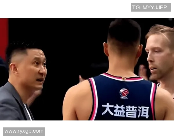 广东宏远九连胜继续高居榜首,击败浙江稠州震撼全场 广东宏远九连胜继续高居榜首,击败浙江稠州震撼全场